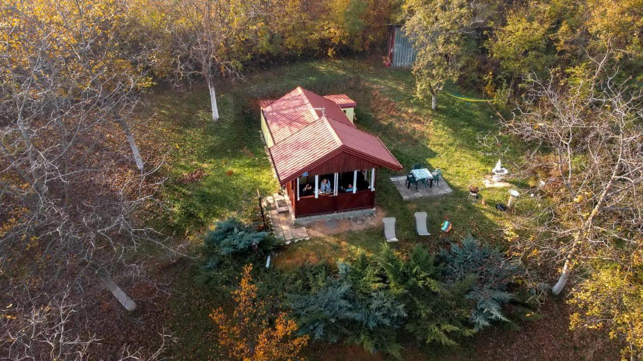 Holiday Home Nanin Konak 2 Vrdnik Luaran gambar